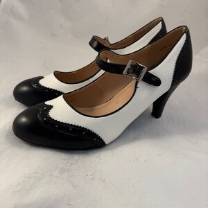 J Adams Kym Mary Jane Oxford Pumps Black and White, Vintage Inspired, Academia